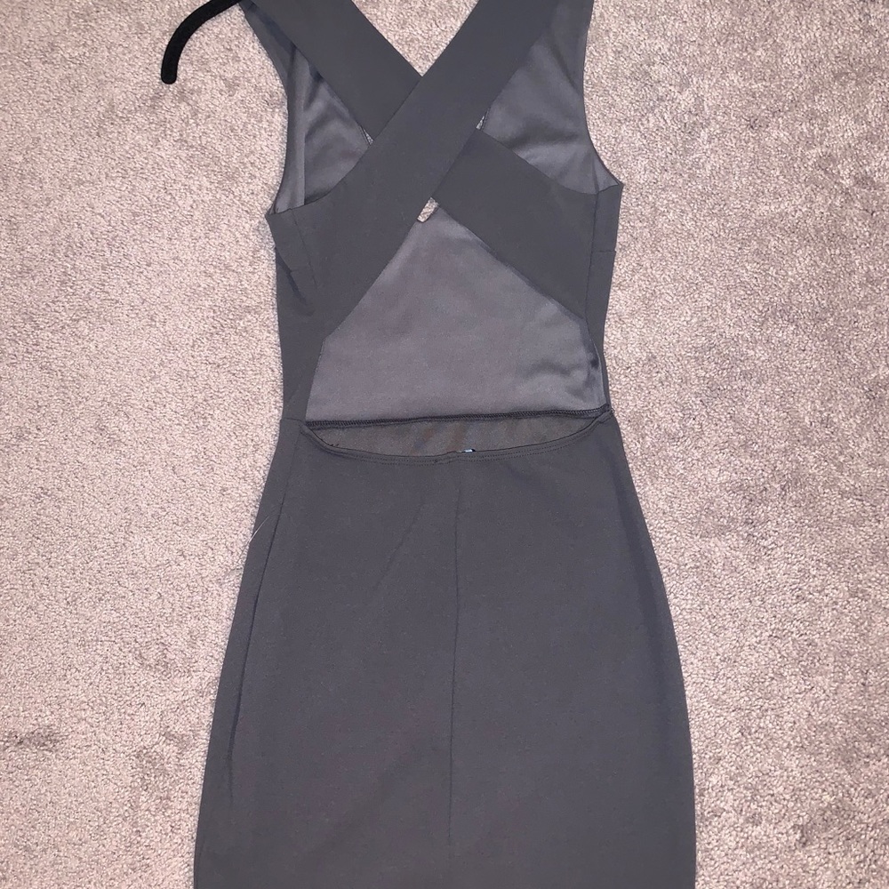 Dress - Picture 4 of 4